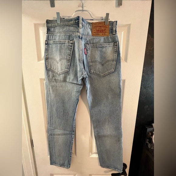 Levi's Light Blue Ripped Straight Jeans - Picture 4 of 5